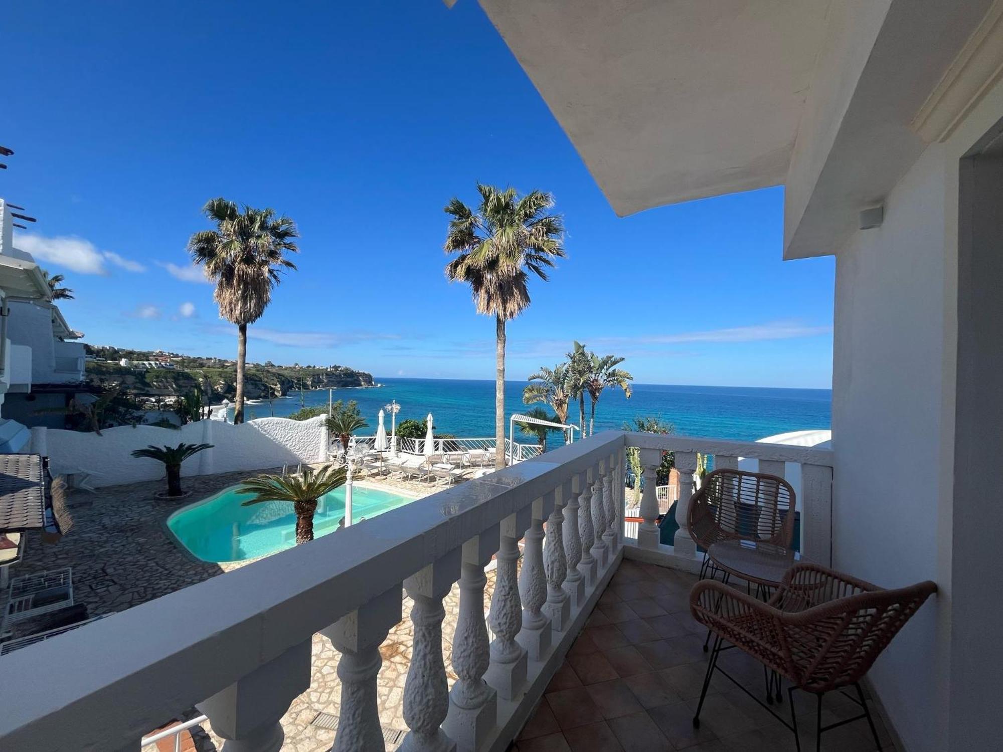 Mediterranean Boutique Hotel Tropea Exterior photo